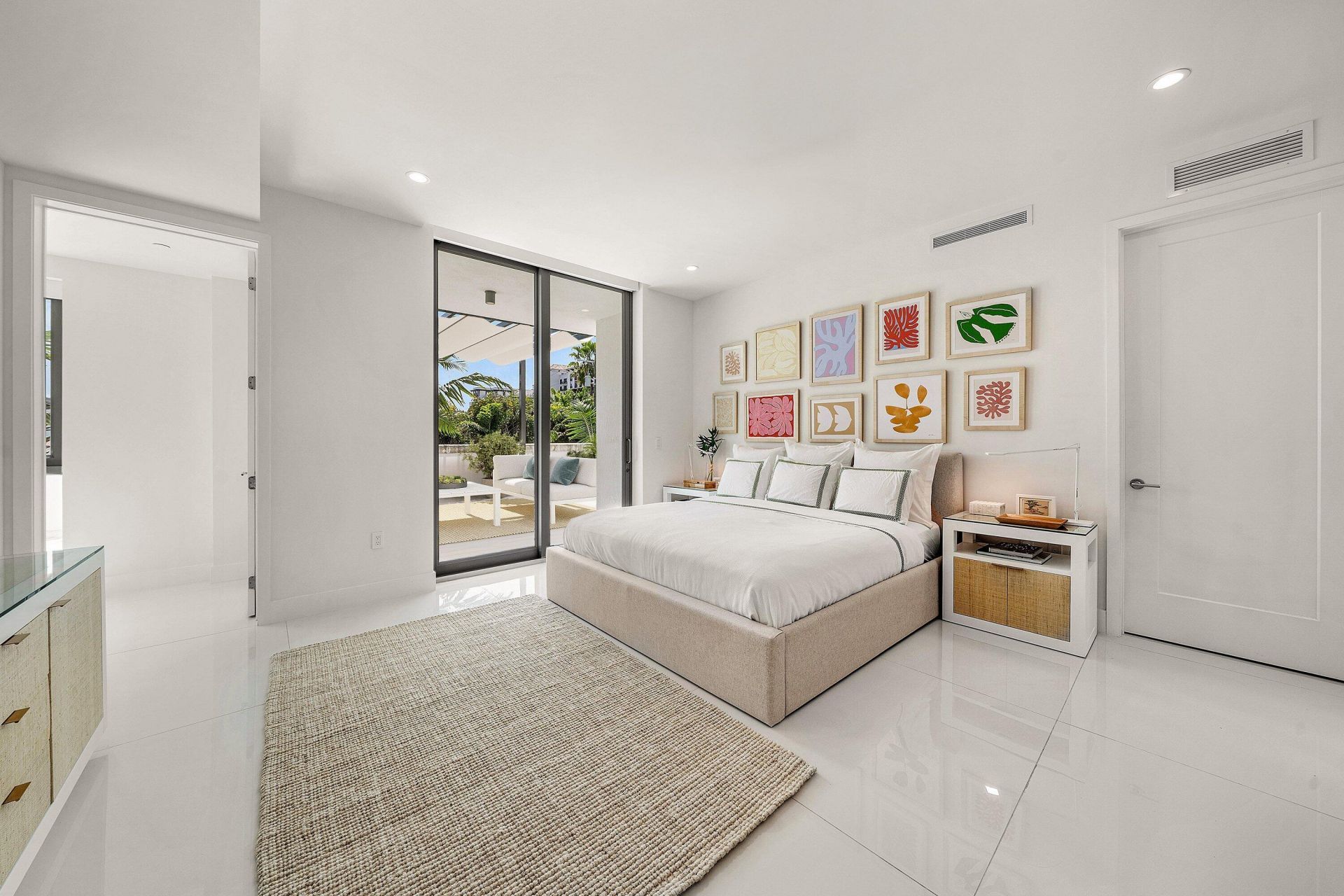 475 E Royal Palm Road, Unit 206, Boca Raton, FL 33432 Photo