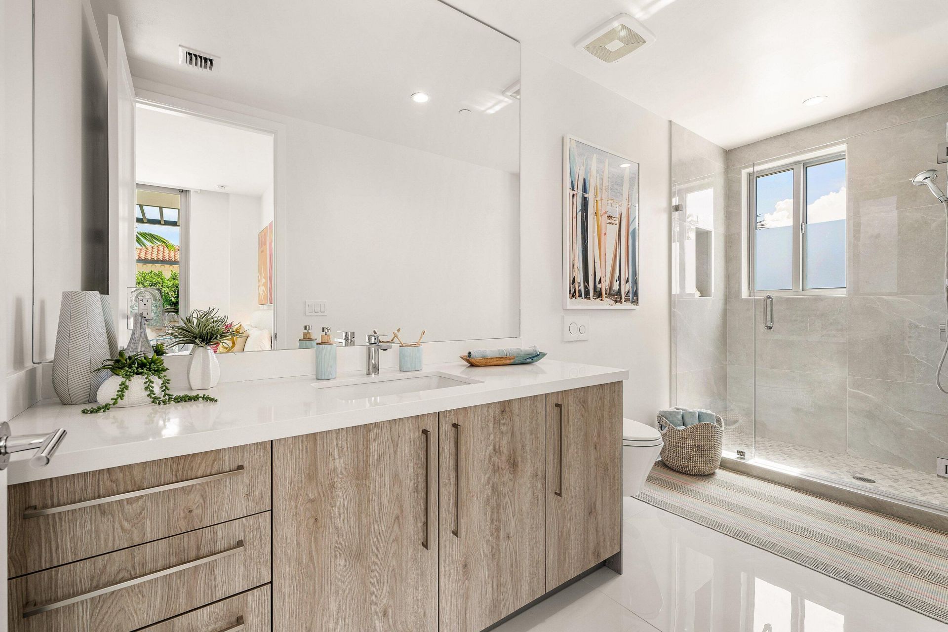 475 E Royal Palm Road, Unit 206, Boca Raton, FL 33432 Photo