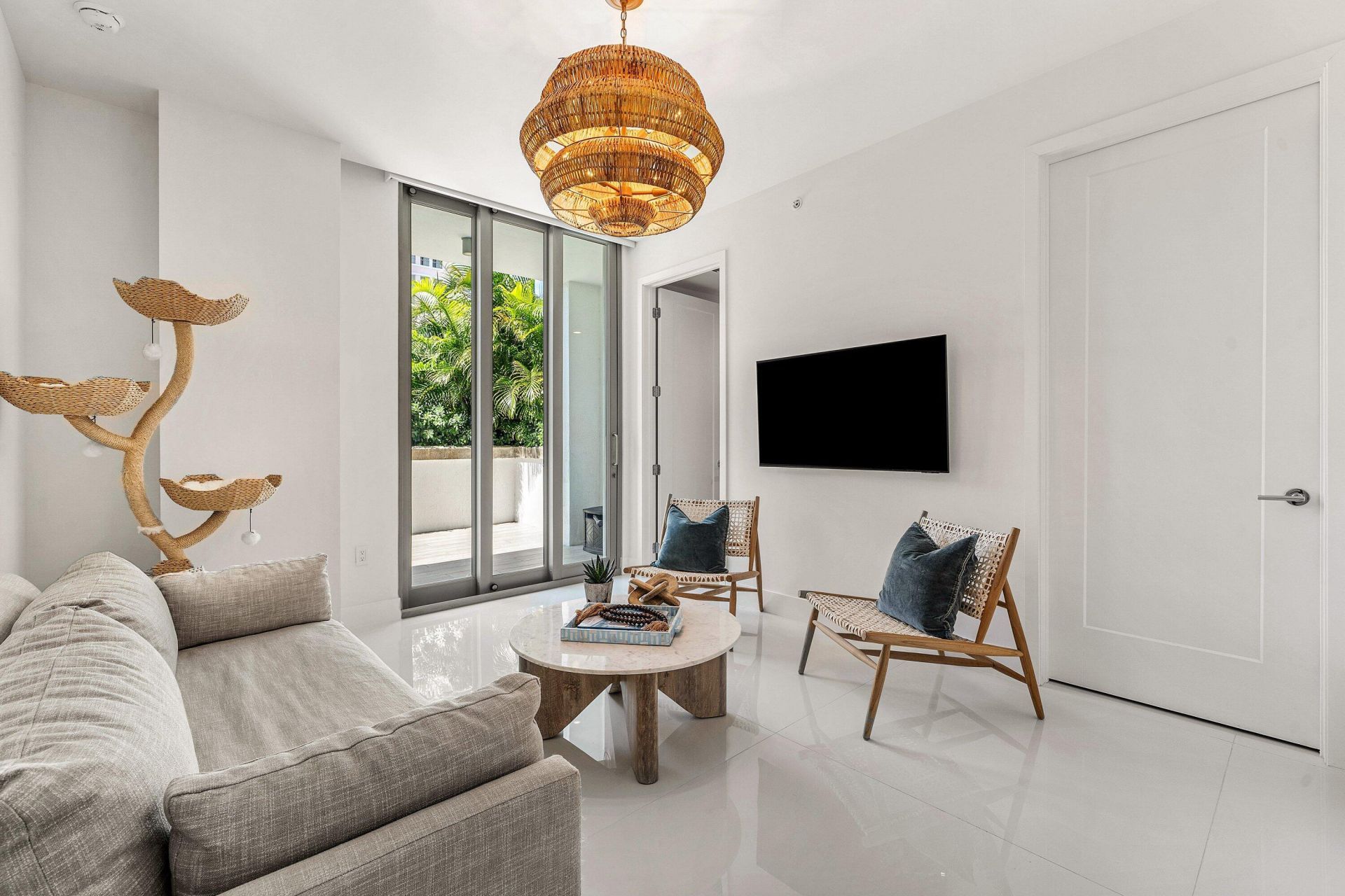 475 E Royal Palm Road, Unit 206, Boca Raton, FL 33432 Photo