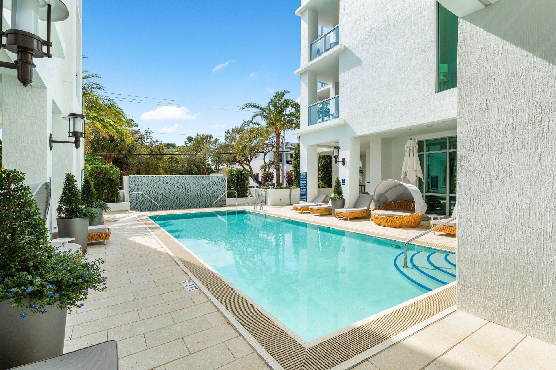 475 E Royal Palm Road, Unit 206, Boca Raton, FL 33432 Photo
