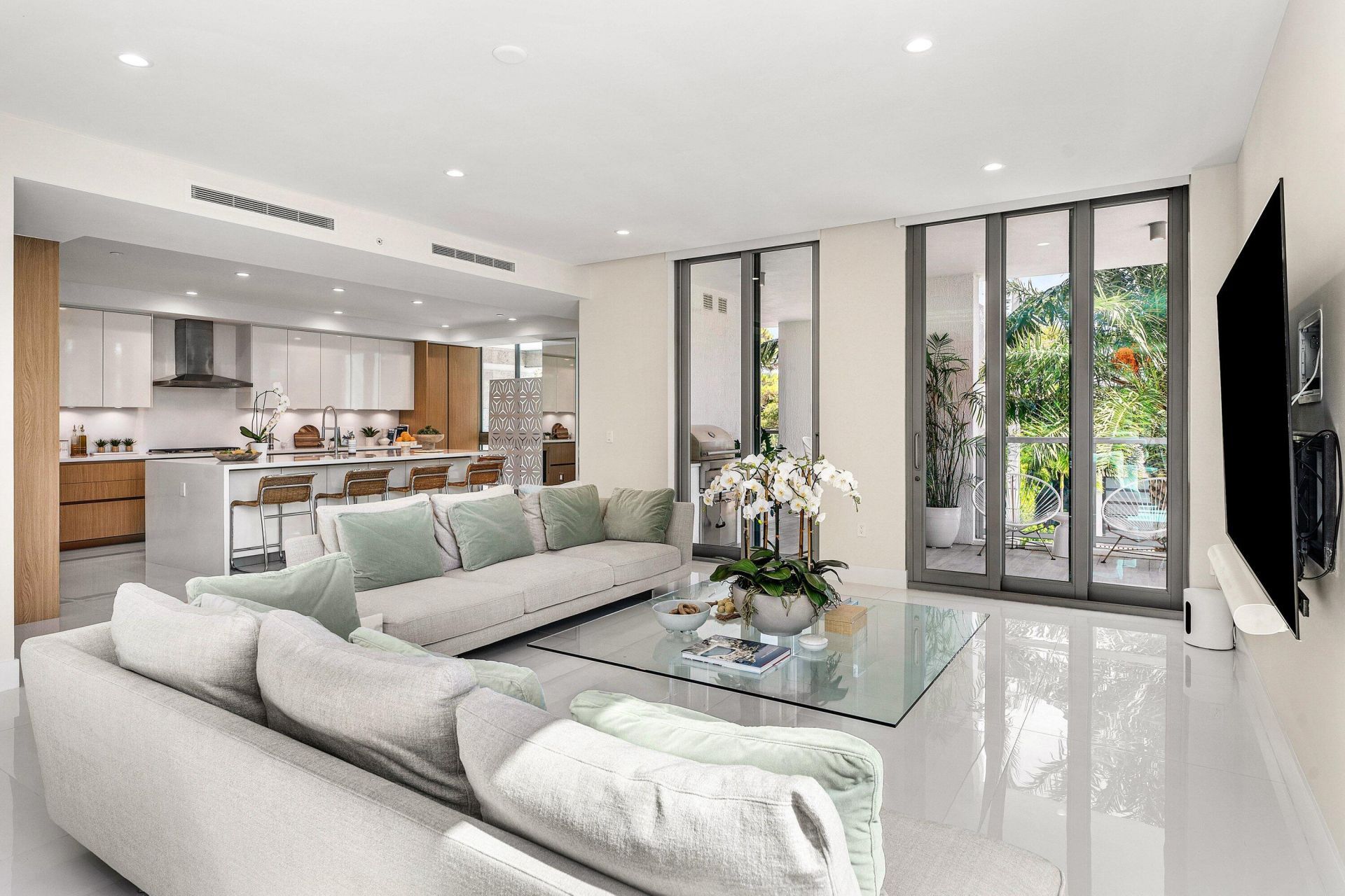 475 E Royal Palm Road, Unit 206, Boca Raton, FL 33432 Photo