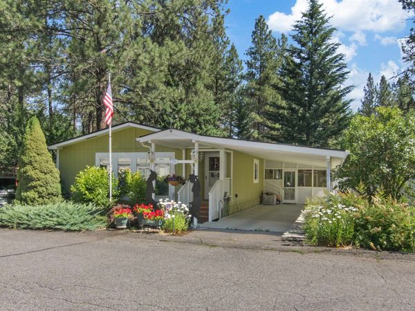 8900 S Mullen Hill Rd, Spokane, WA 99224
