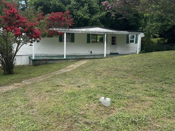 1432 Thrasher Pike, Hixson, TN 37343