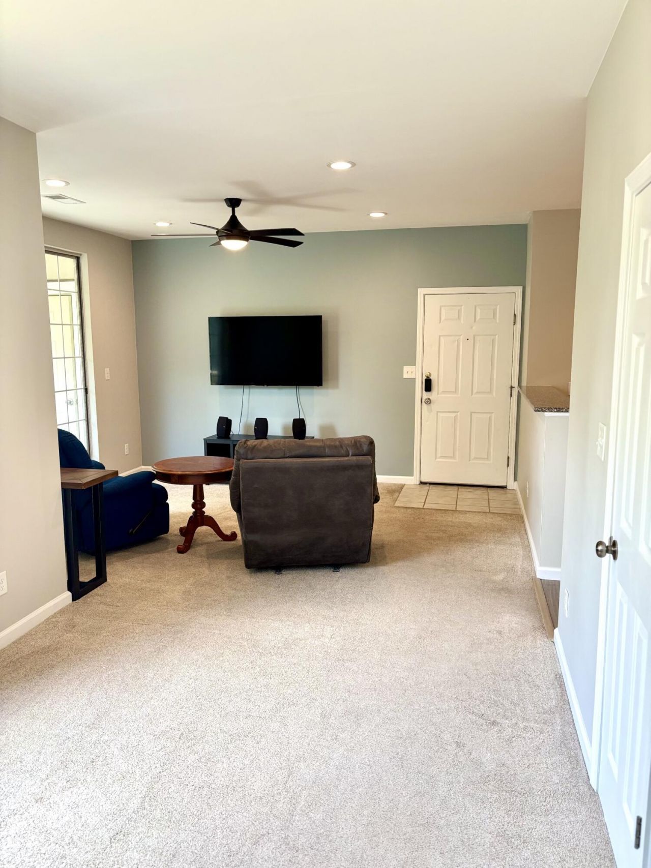 1600 Long Grove Drive Photo 32