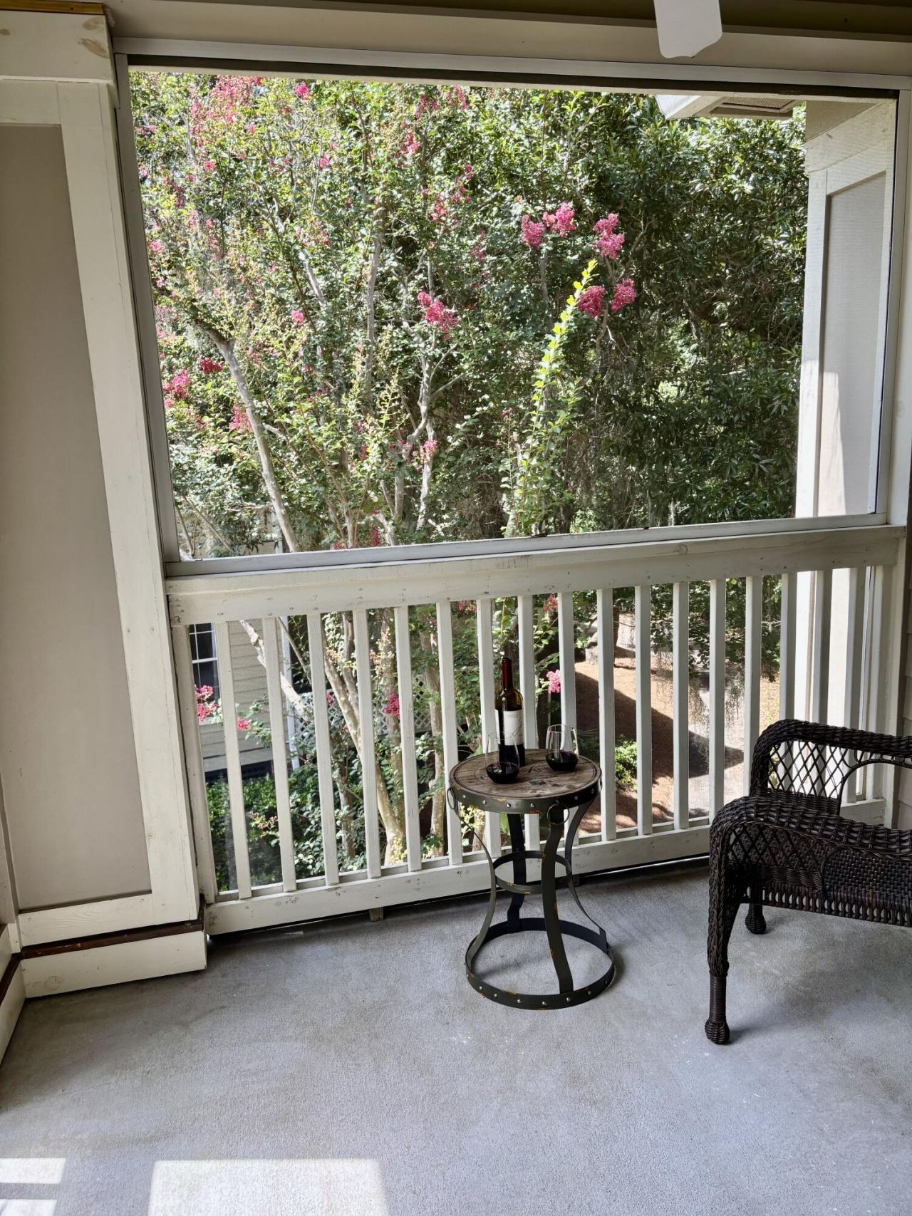 1600 Long Grove Drive Photo 33