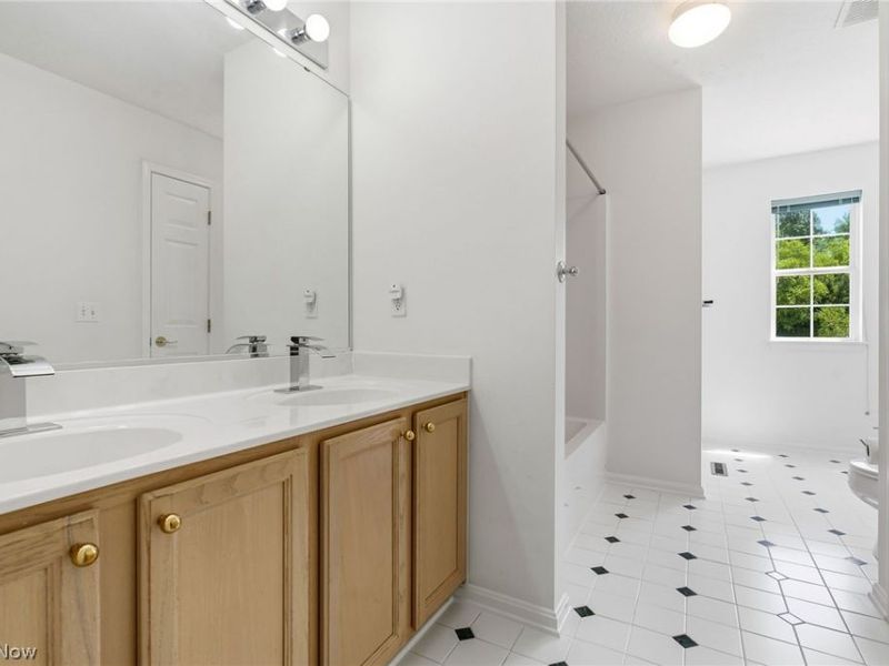 408 Driftwood Court, Copley, OH 44321 Photo 28