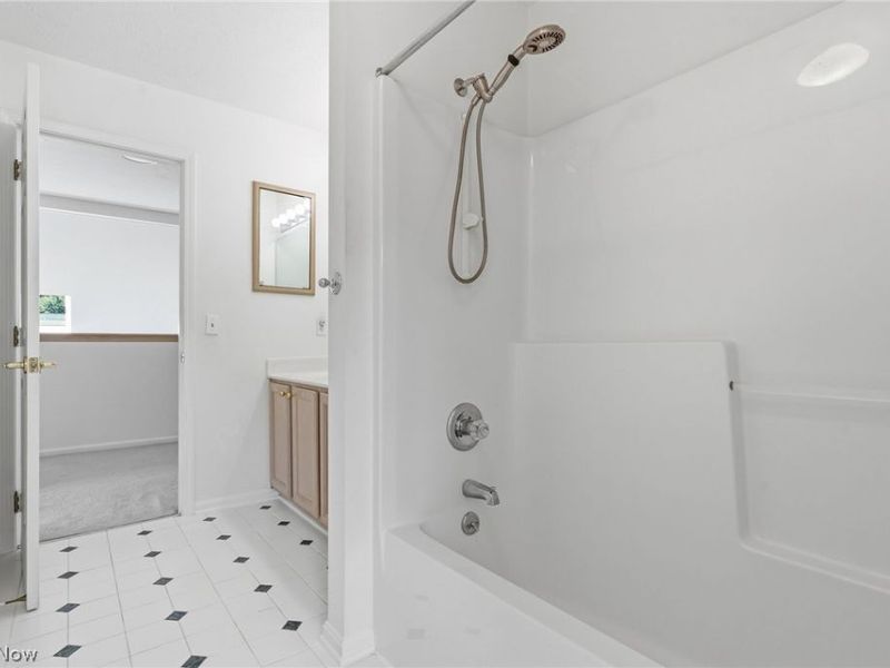 408 Driftwood Court, Copley, OH 44321 Photo 29
