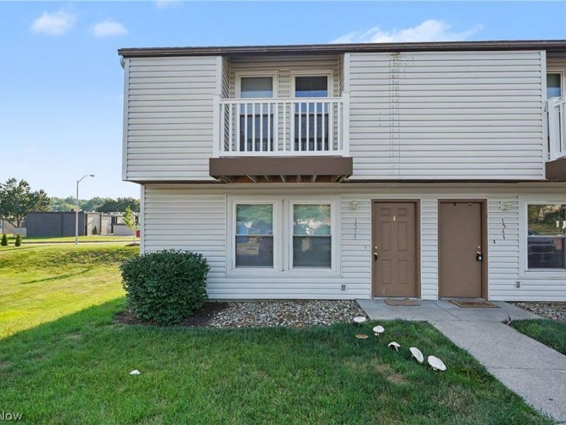 1545 Whitehall Boulevard, Kent, OH 44240 Photo 1