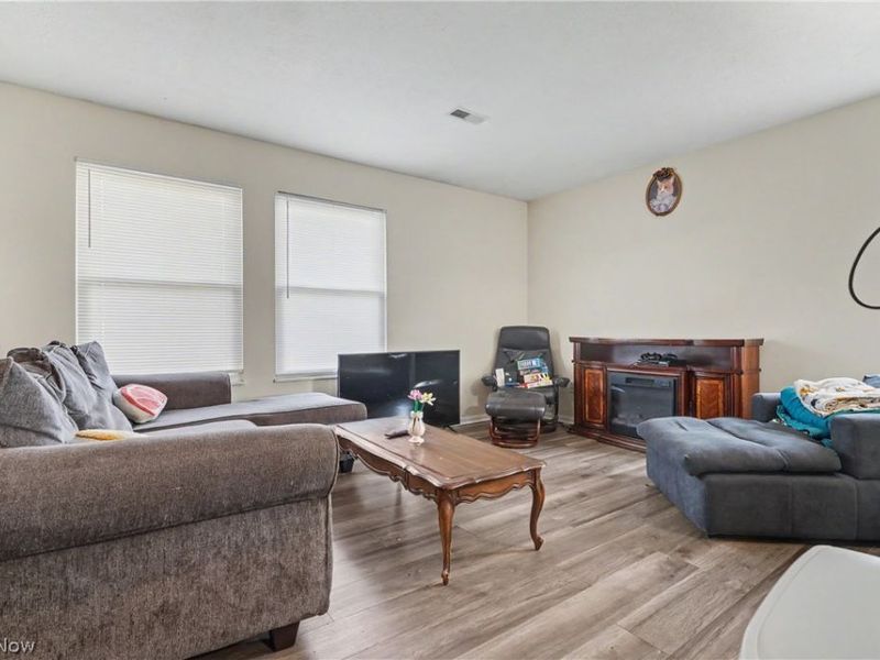 1545 Whitehall Boulevard, Kent, OH 44240 Photo 18