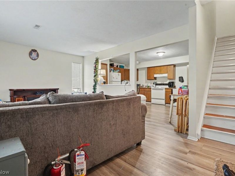 1545 Whitehall Boulevard, Kent, OH 44240 Photo 21