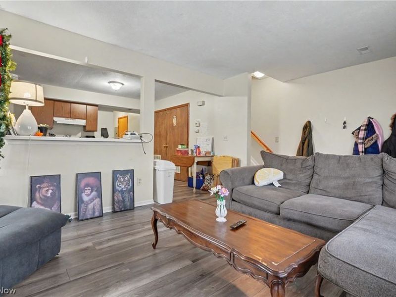 1545 Whitehall Boulevard, Kent, OH 44240 Photo 22