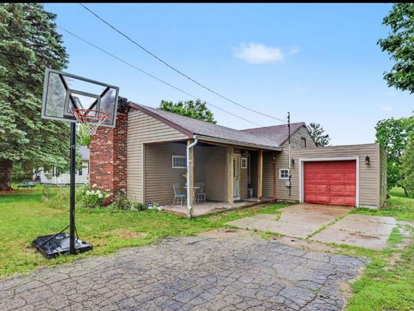307 N Court Street, Stanton, MI 48888