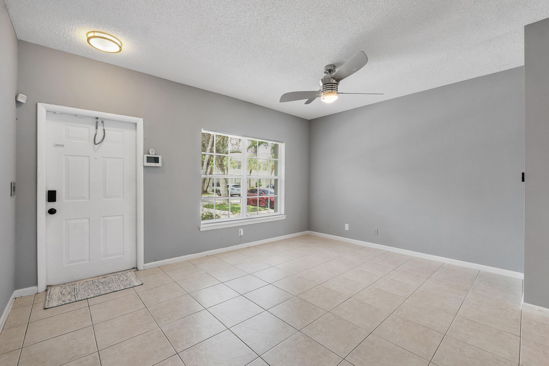 9905 NW 57th Manor, Coral Springs, FL 33076 Photo