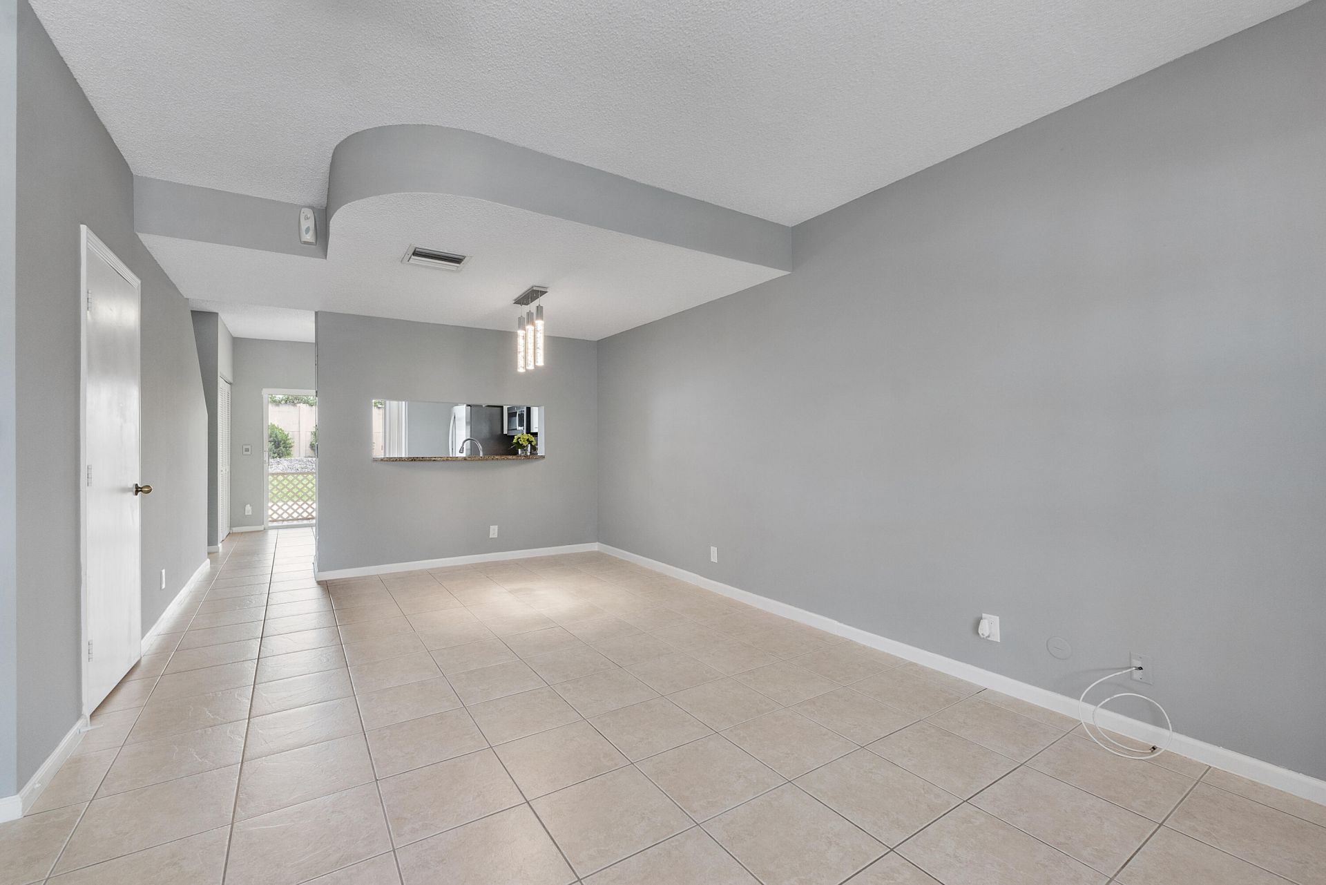 9905 NW 57th Manor, Coral Springs, FL 33076 Photo