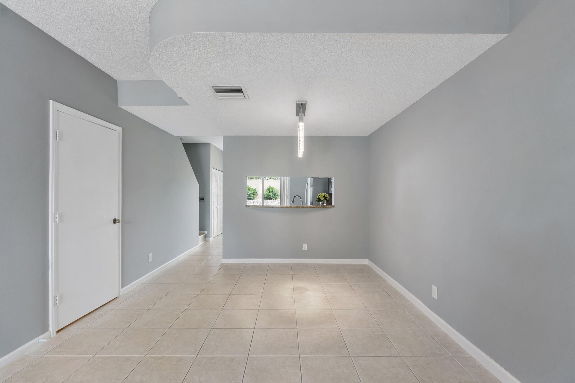9905 NW 57th Manor, Coral Springs, FL 33076 Photo