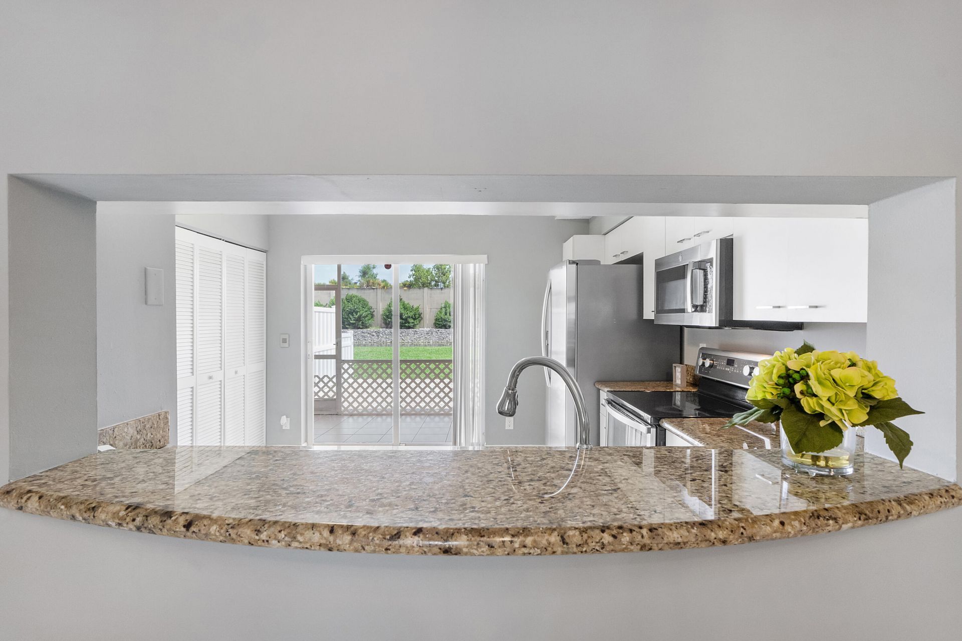 9905 NW 57th Manor, Coral Springs, FL 33076 Photo