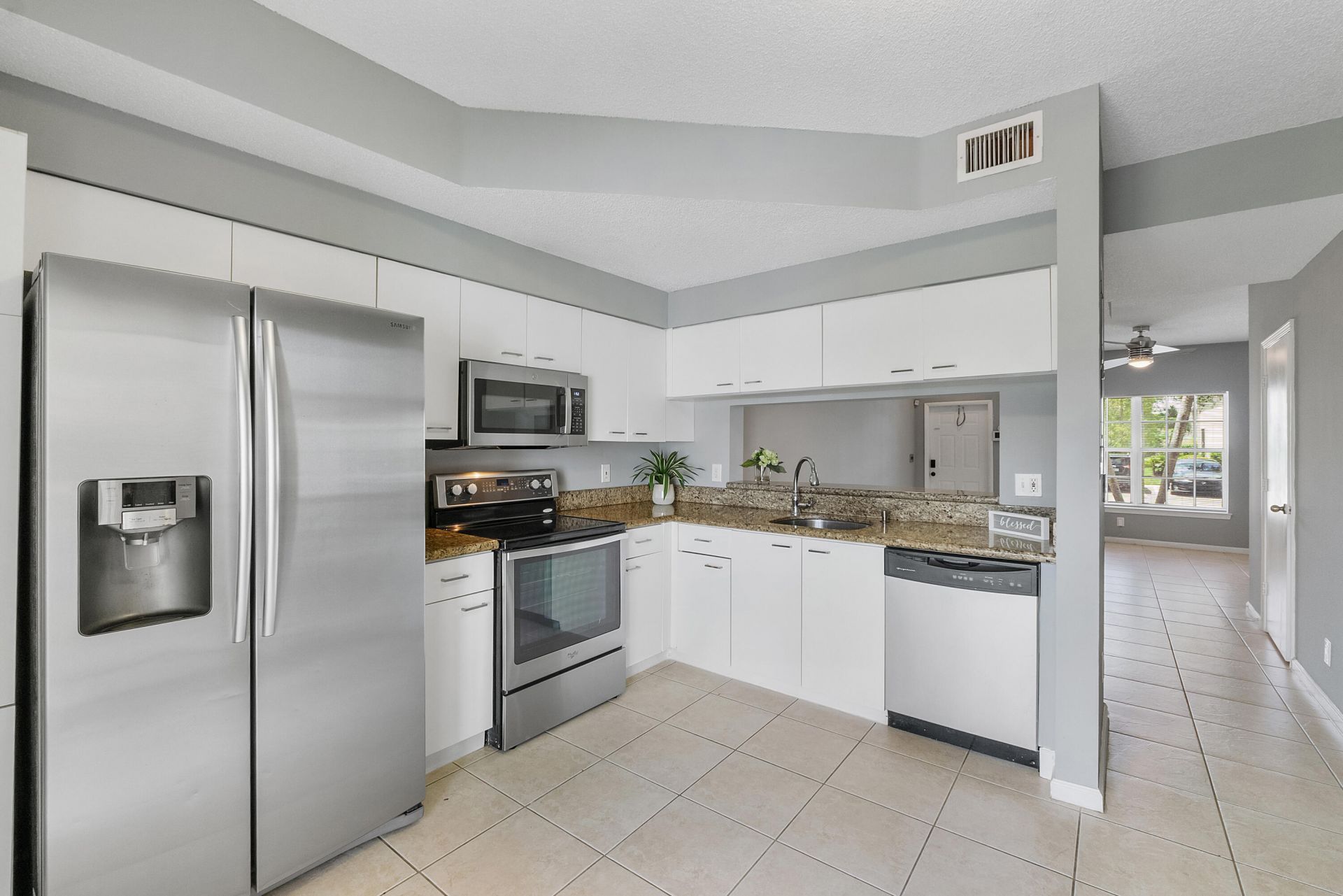 9905 NW 57th Manor, Coral Springs, FL 33076 Photo