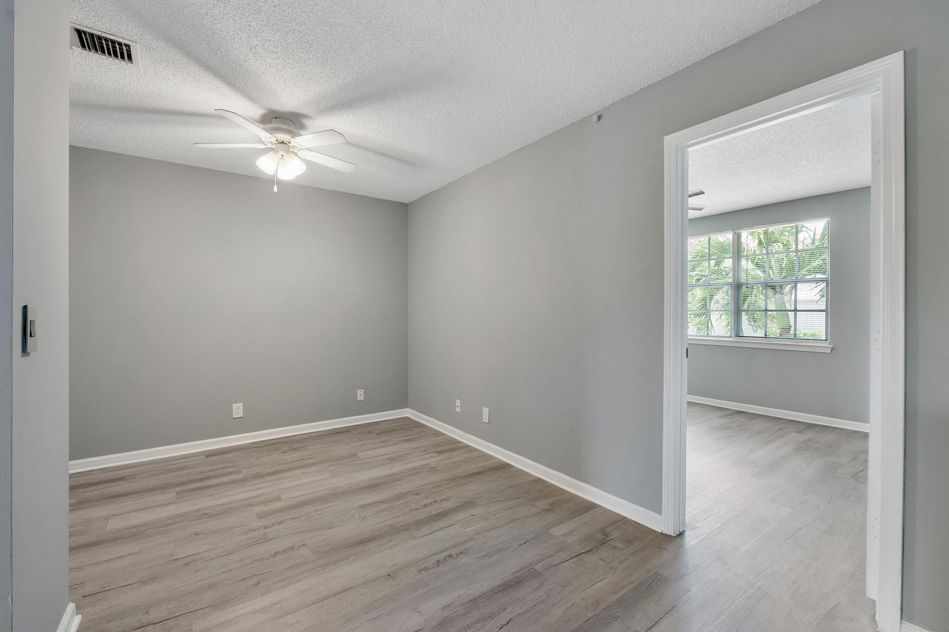 9905 NW 57th Manor, Coral Springs, FL 33076 Photo