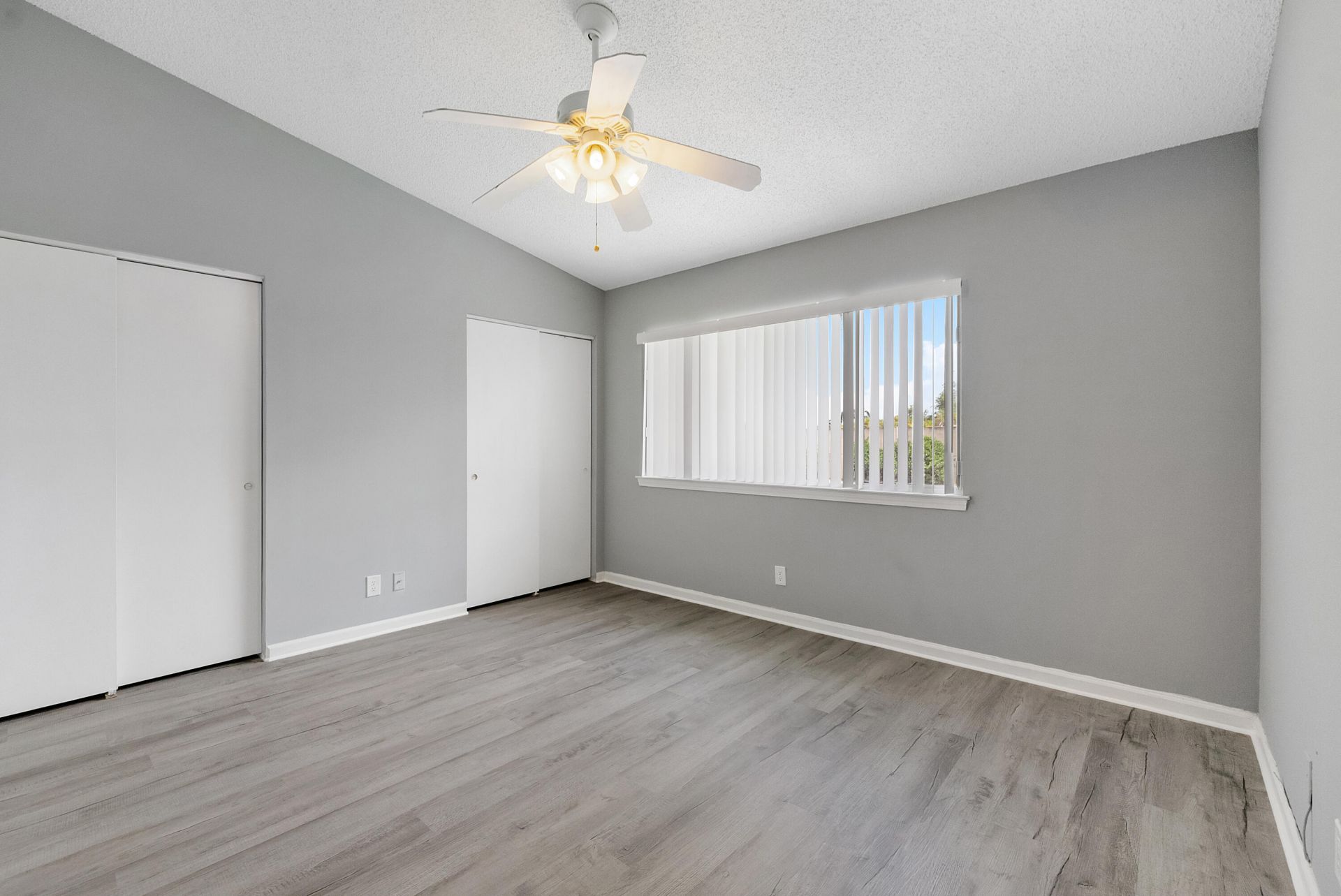 9905 NW 57th Manor, Coral Springs, FL 33076 Photo