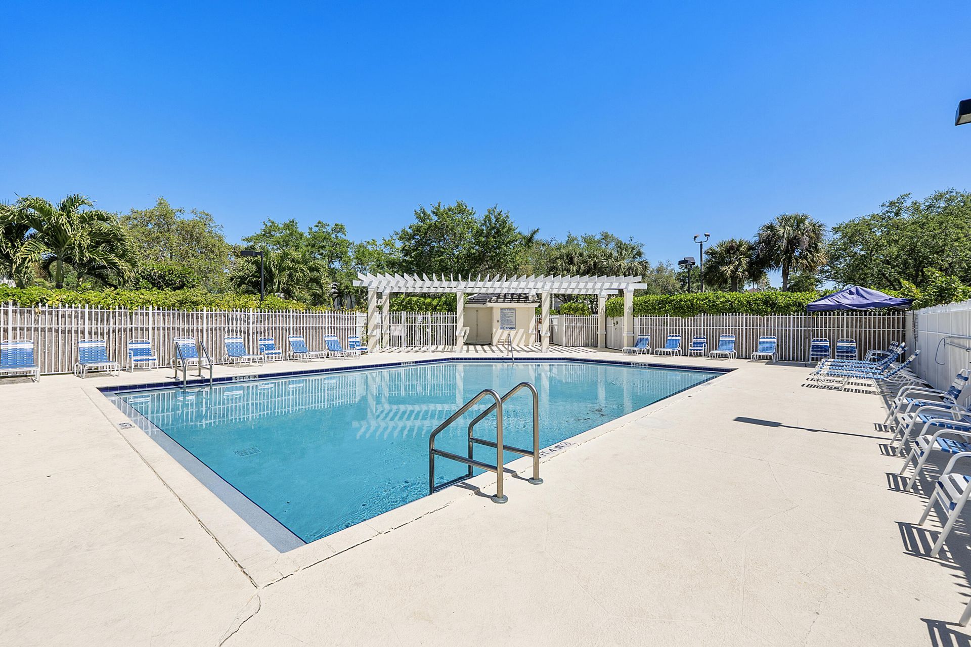9905 NW 57th Manor, Coral Springs, FL 33076 Photo