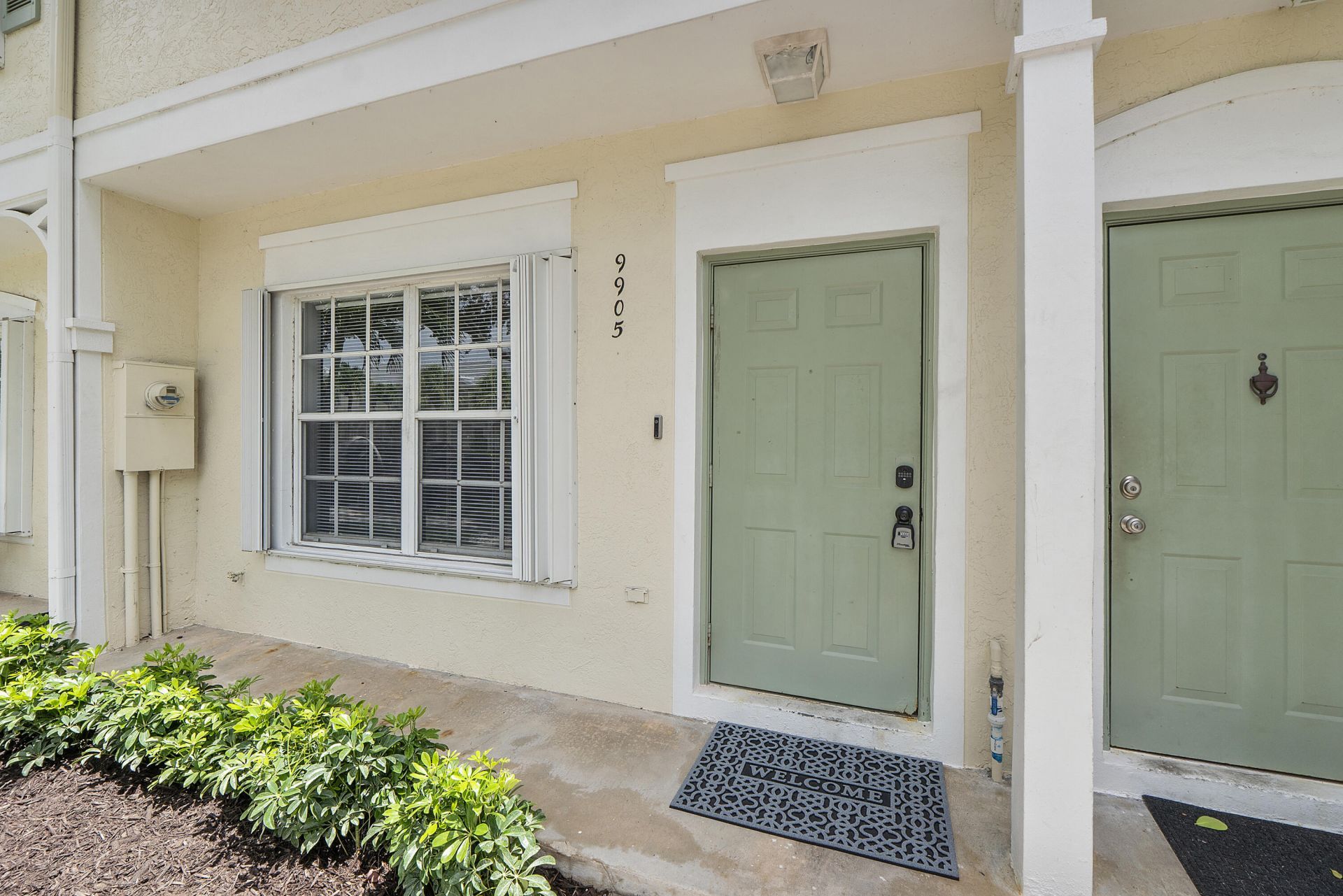 9905 NW 57th Manor, Coral Springs, FL 33076 Photo