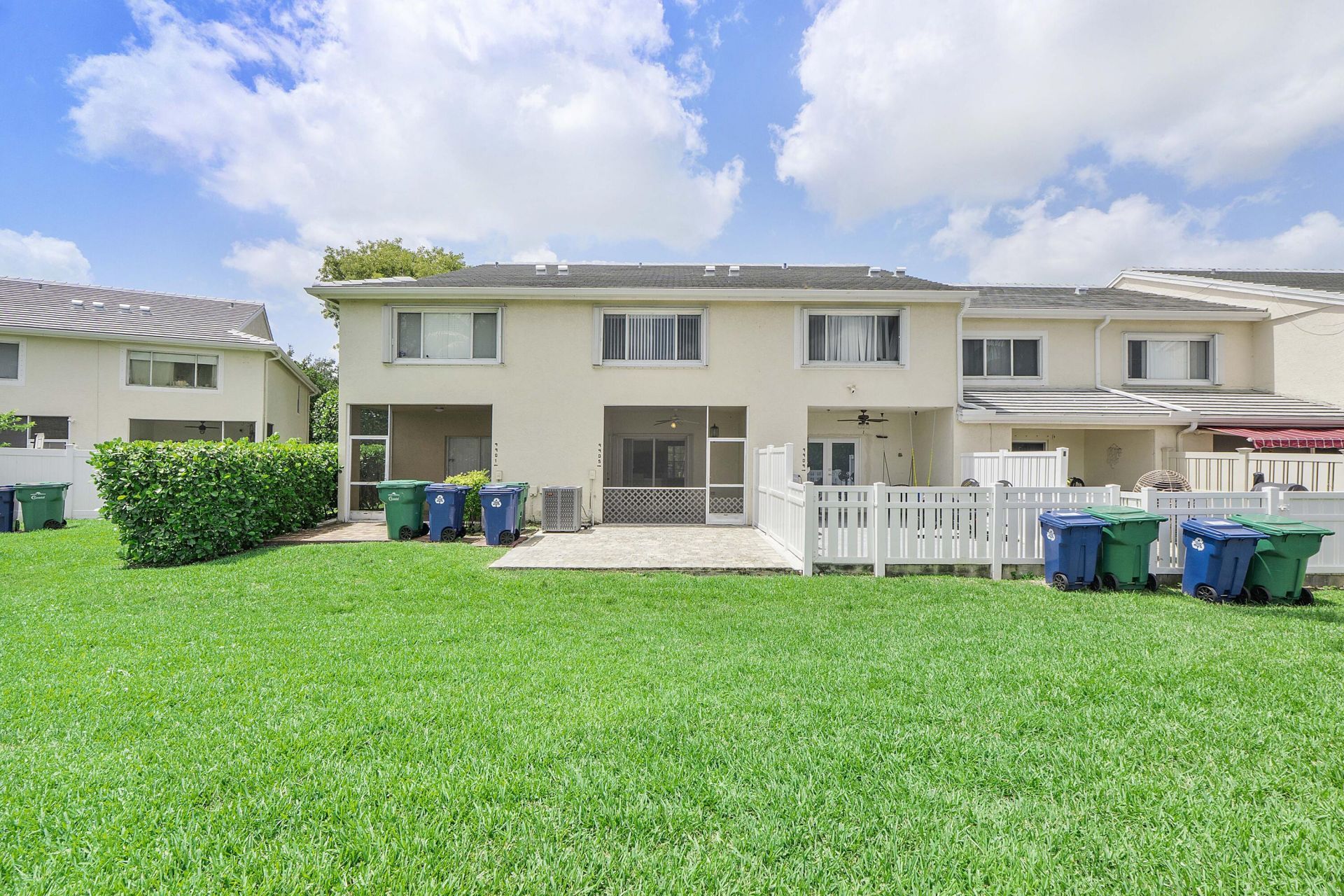 9905 NW 57th Manor, Coral Springs, FL 33076 Photo