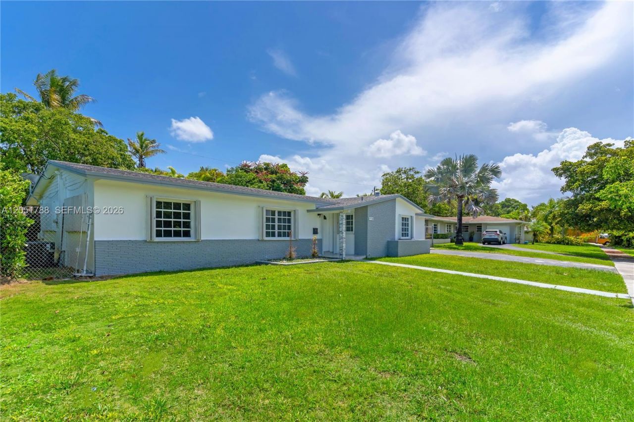 9710 SW 159th St , Miami, FL 33157 Photo