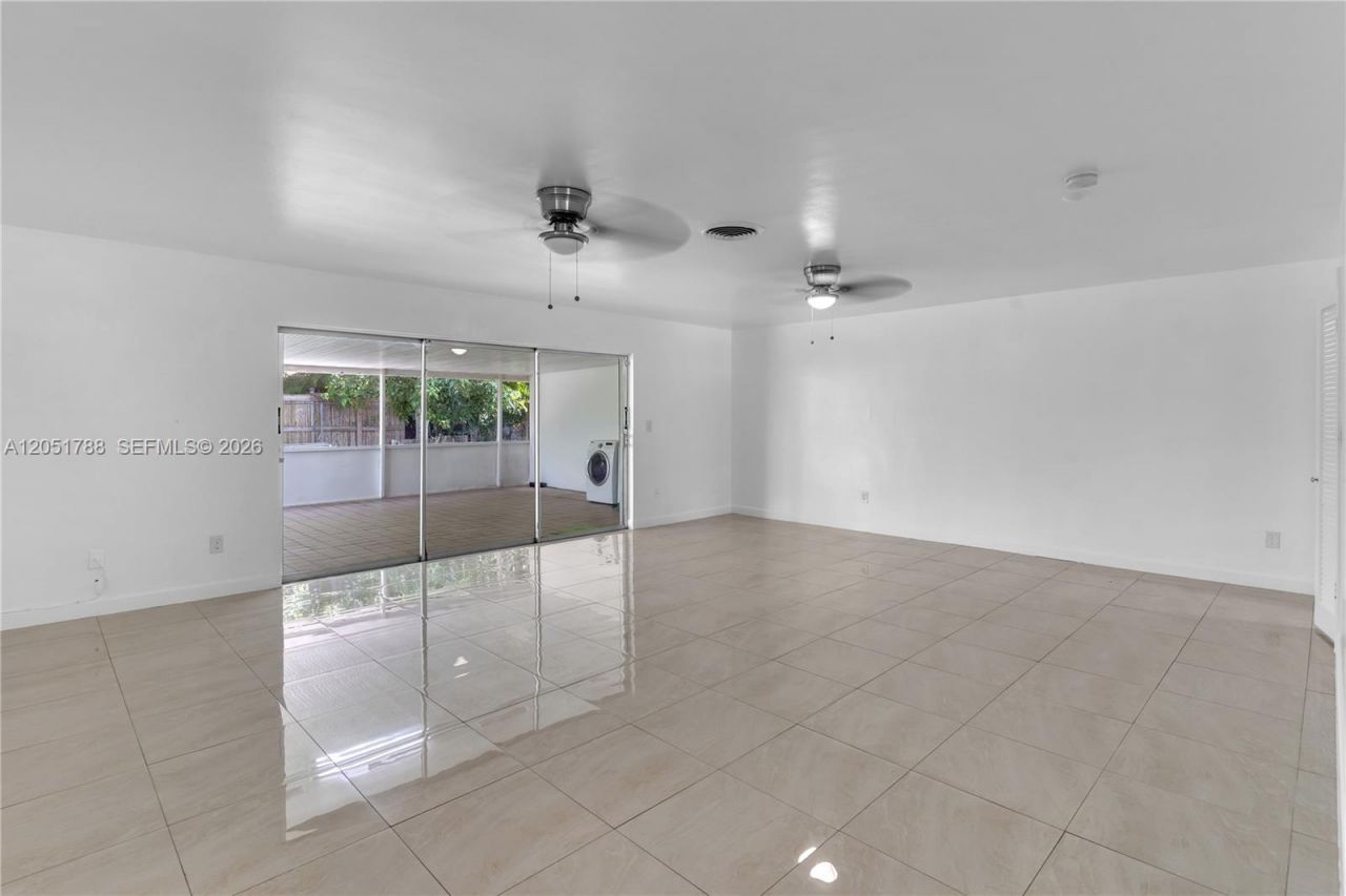 9710 SW 159th St , Miami, FL 33157 Photo