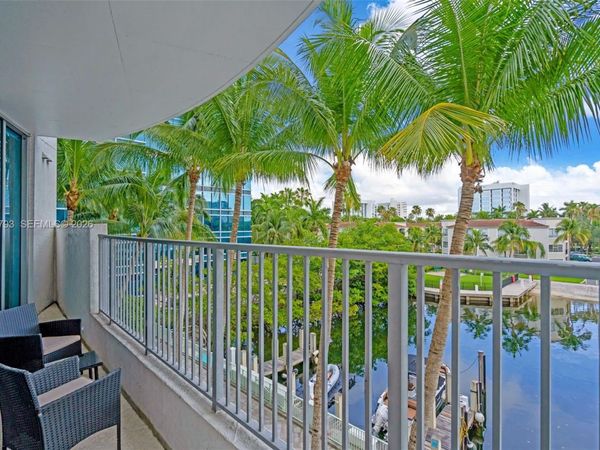 3029 NE 188th St , Unit 302, Aventura, FL 33180
