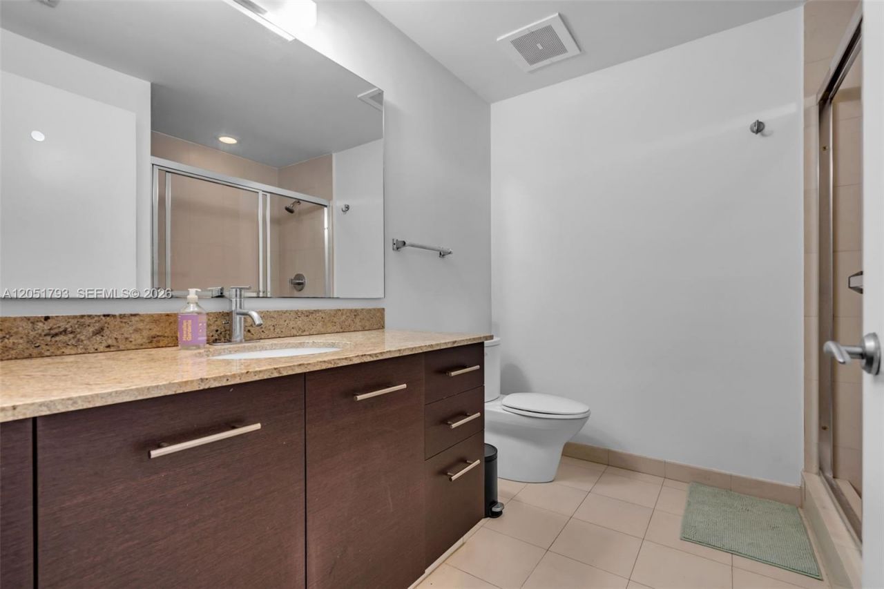 3029 NE 188th St , Unit 302, Aventura, FL 33180 Photo