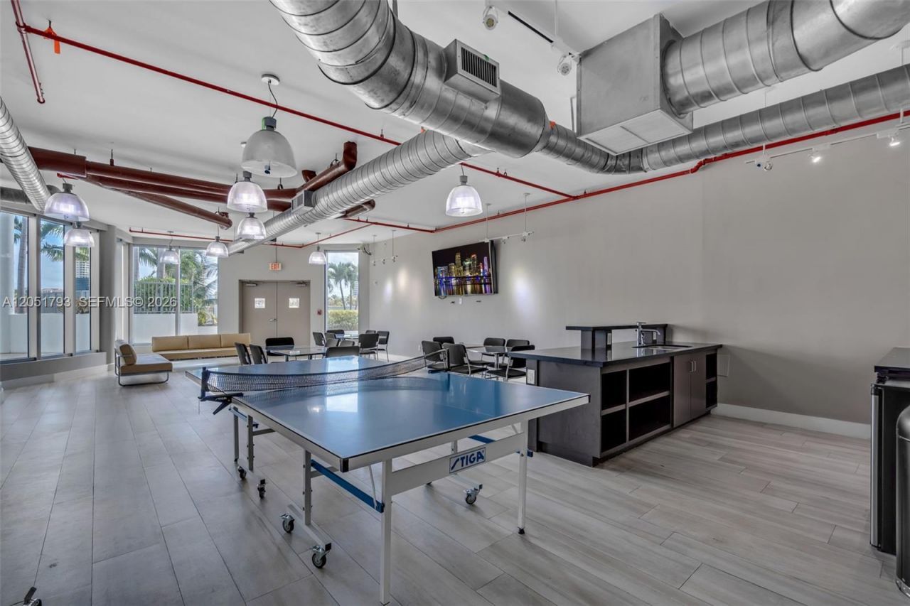 3029 NE 188th St , Unit 302, Aventura, FL 33180 Photo