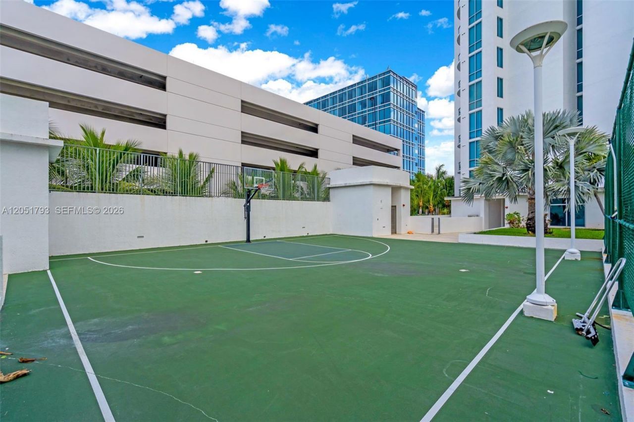 3029 NE 188th St , Unit 302, Aventura, FL 33180 Photo