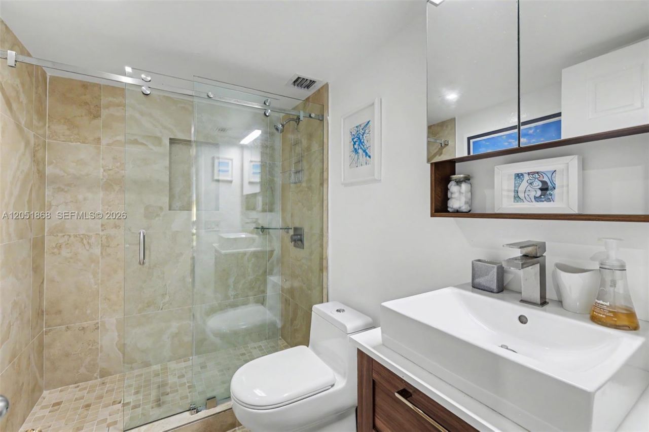 170 Ocean Lane Dr, Unit 305, Key Biscayne, FL 33149 Photo