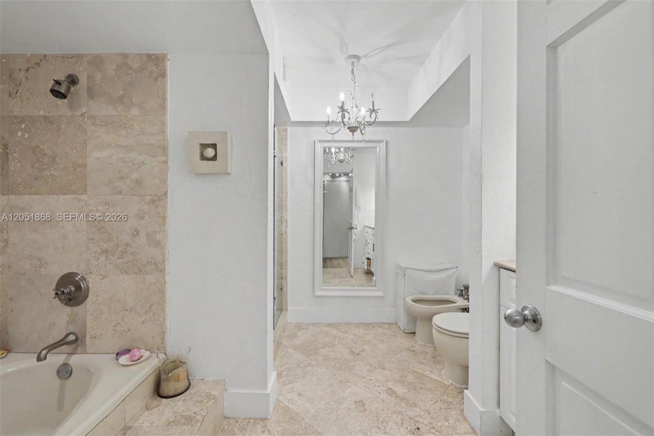 170 Ocean Lane Dr, Unit 305, Key Biscayne, FL 33149 Photo