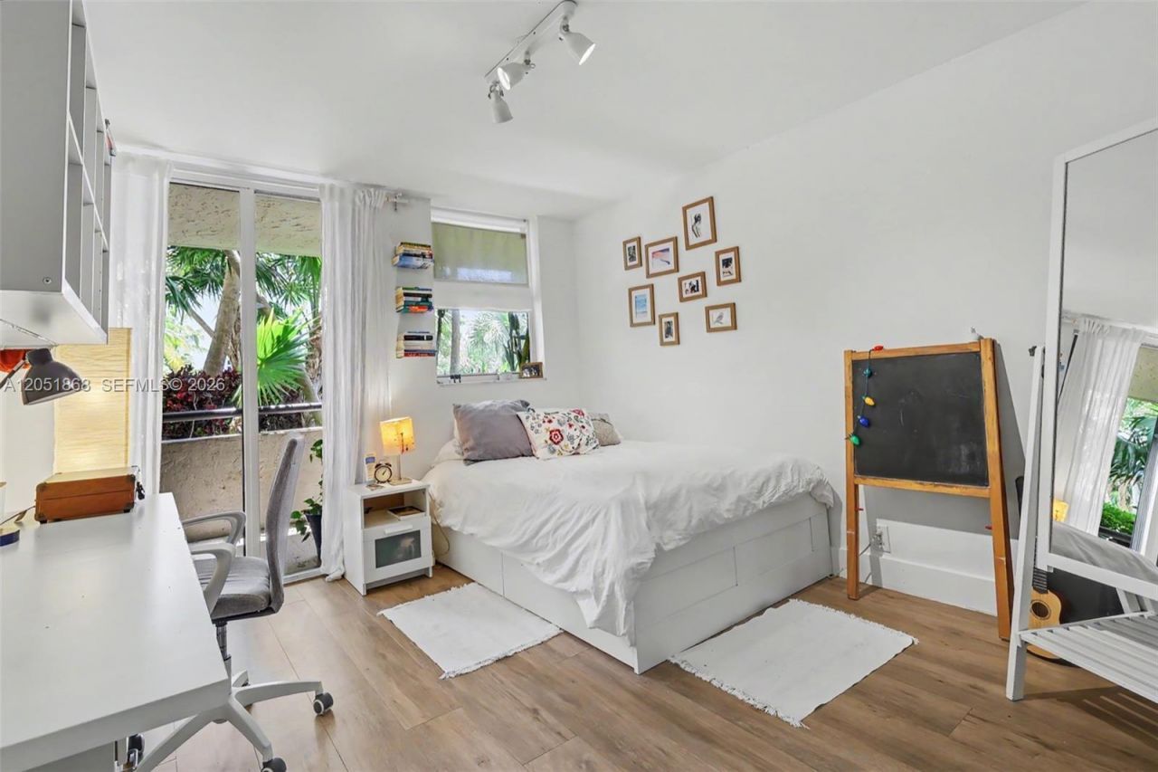 170 Ocean Lane Dr, Unit 305, Key Biscayne, FL 33149 Photo