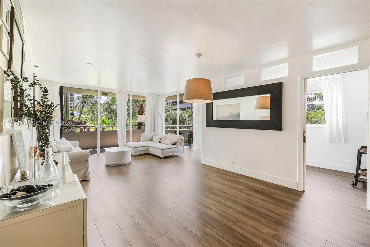 170 Ocean Lane Dr, Unit 305, Key Biscayne, FL 33149 Photo