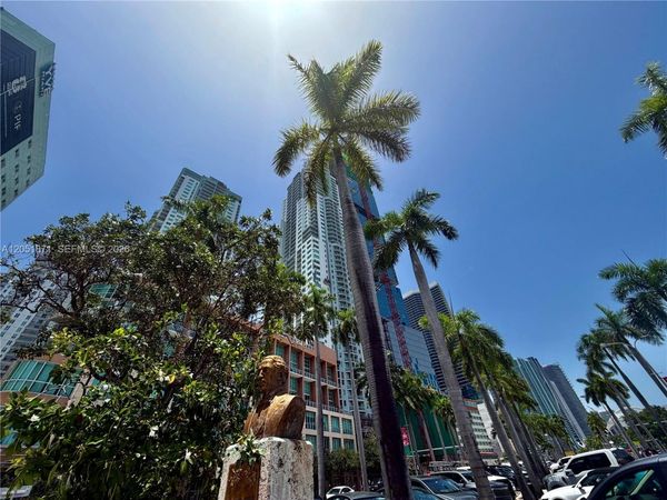 253 NE 2nd St, Unit 3907, Miami, FL 33132
