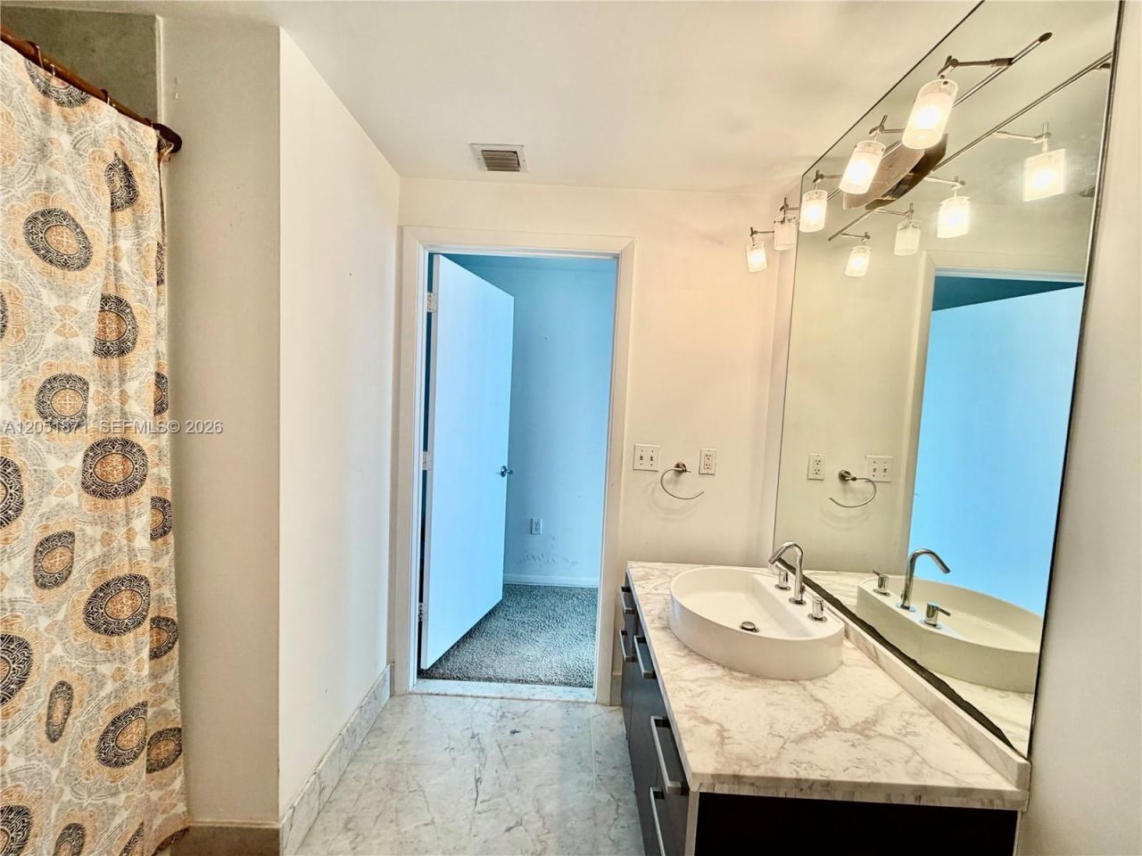 253 NE 2nd St, Unit 3907, Miami, FL 33132 Photo