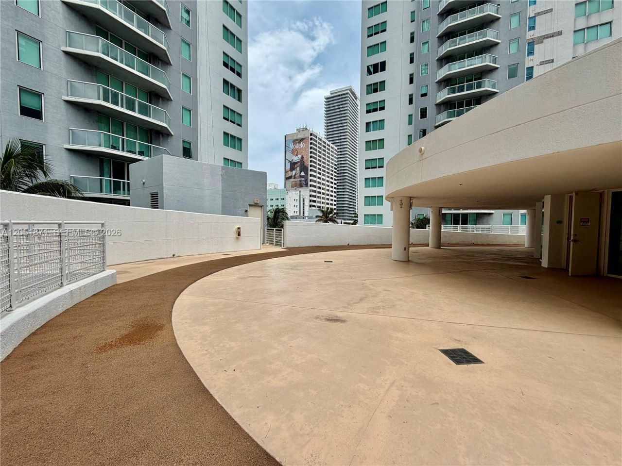 253 NE 2nd St, Unit 3907, Miami, FL 33132 Photo