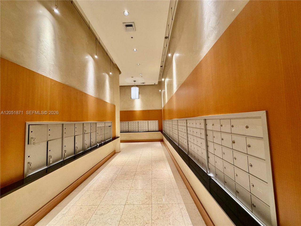 253 NE 2nd St, Unit 3907, Miami, FL 33132 Photo