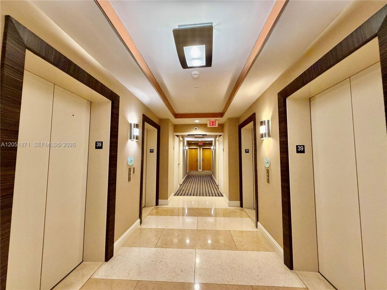 253 NE 2nd St, Unit 3907, Miami, FL 33132 Photo
