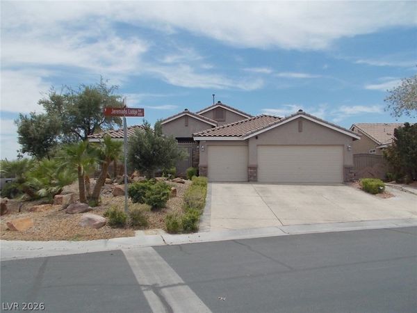 8317 Jeremiahs Lodge Avenue, Las Vegas, NV 89131