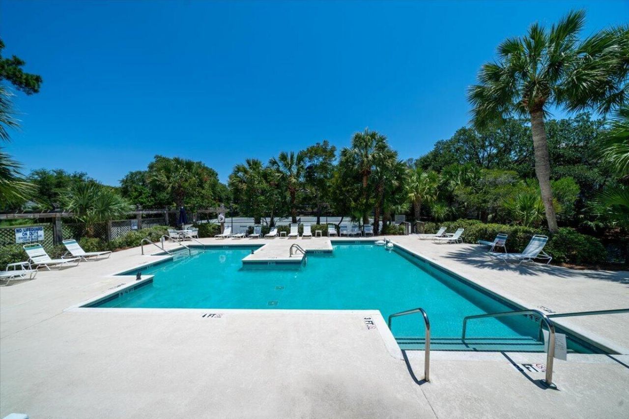1551 Ben Sawyer Boulevard Photo 30
