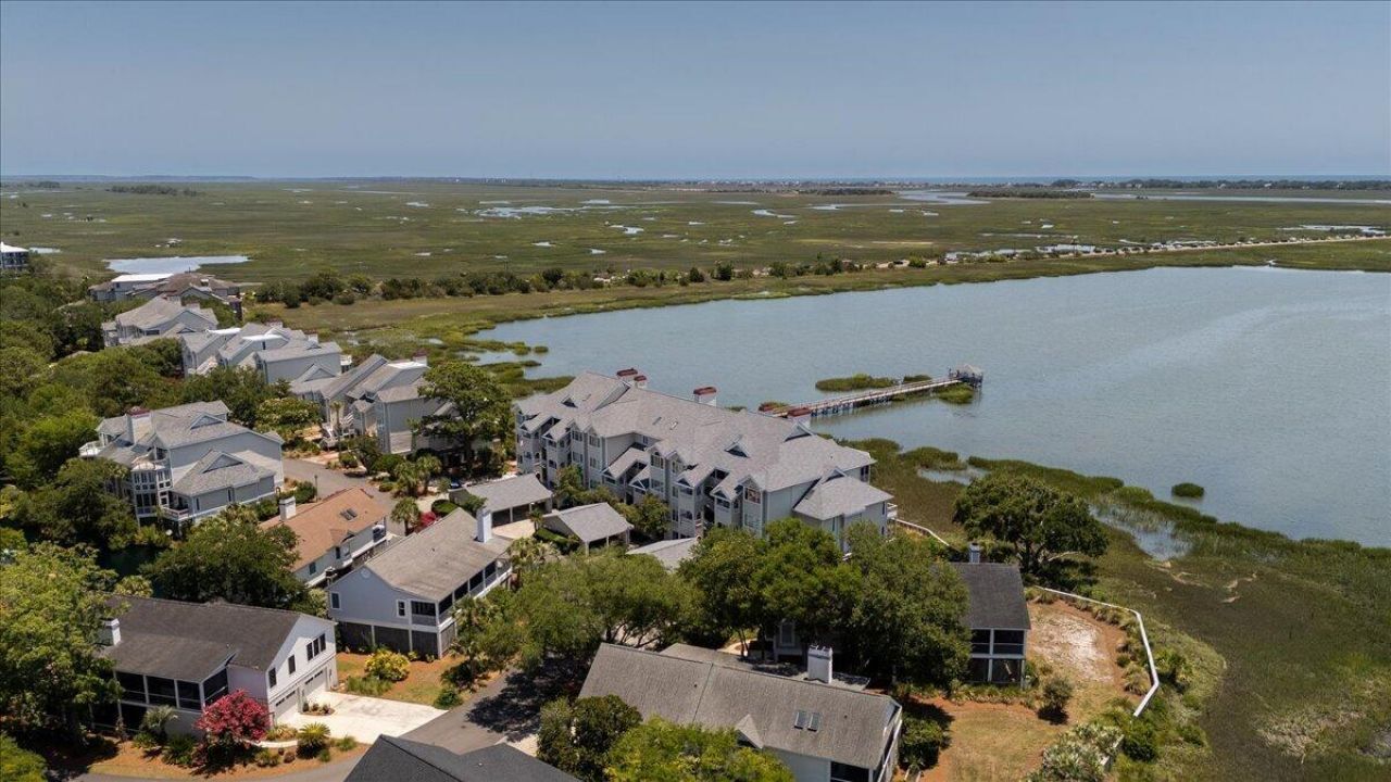 1551 Ben Sawyer Boulevard Photo 35