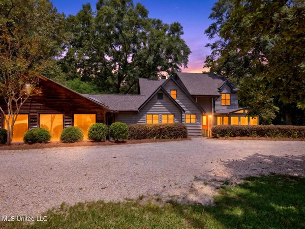 315 Buccaneer Drive, Hattiesburg, MS 39402
