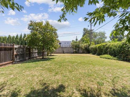 5652 Broadway, Sacramento, CA 95820 Photo
