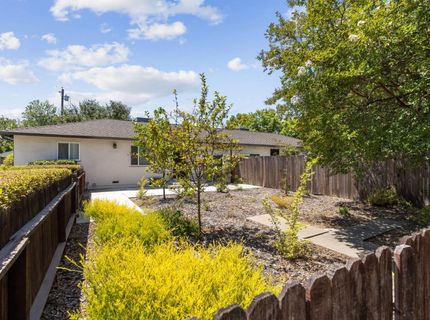 5652 Broadway, Sacramento, CA 95820 Photo