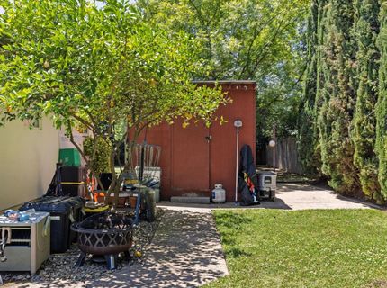 5652 Broadway, Sacramento, CA 95820 Photo