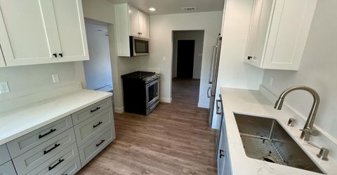 5652 Broadway, Sacramento, CA 95820 Photo