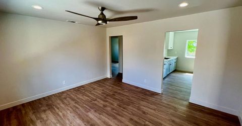 5652 Broadway, Sacramento, CA 95820 Photo